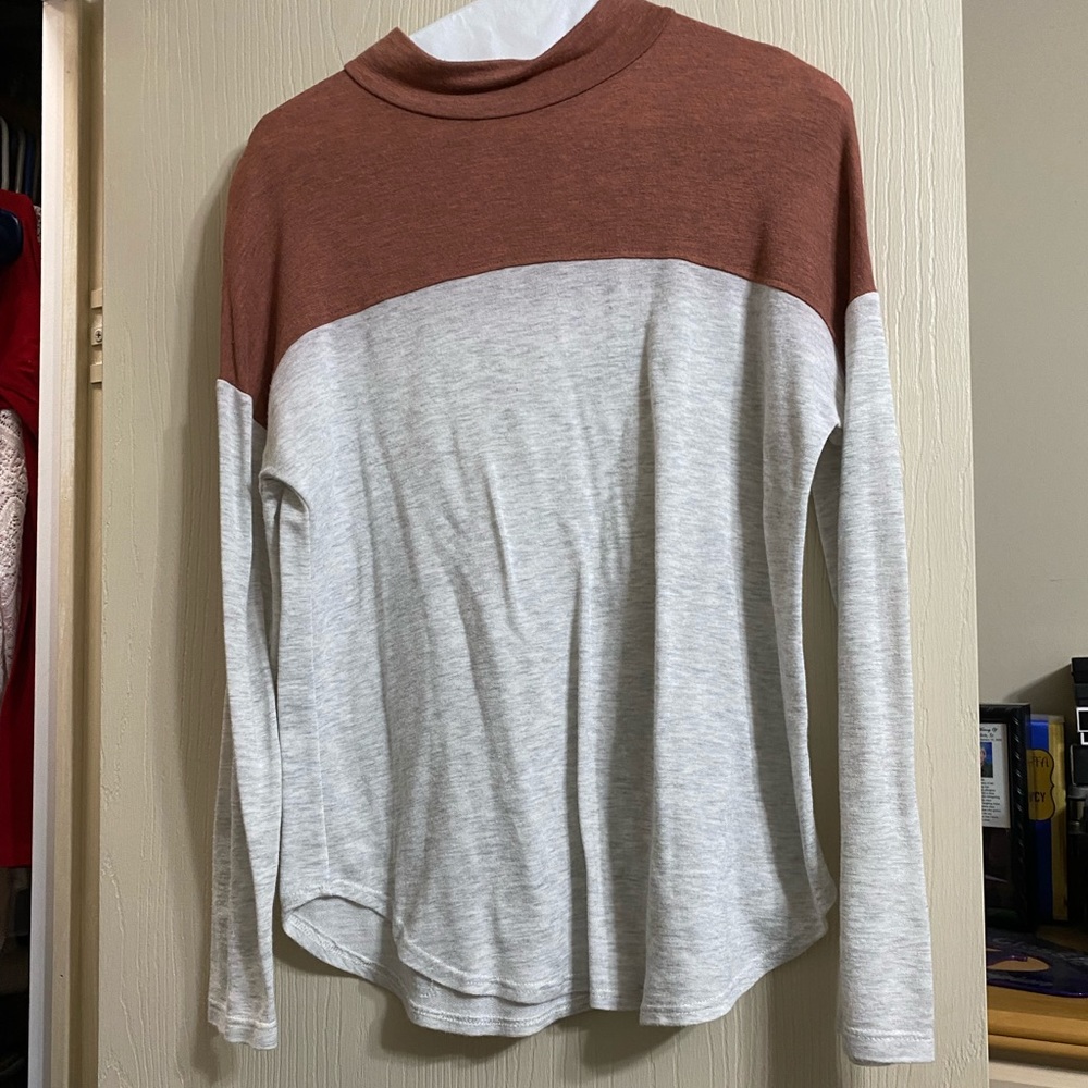 Semi turtleneck top from buckle